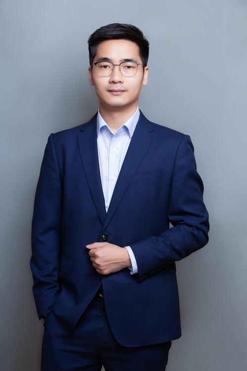杨权 创始人 & 执行董事